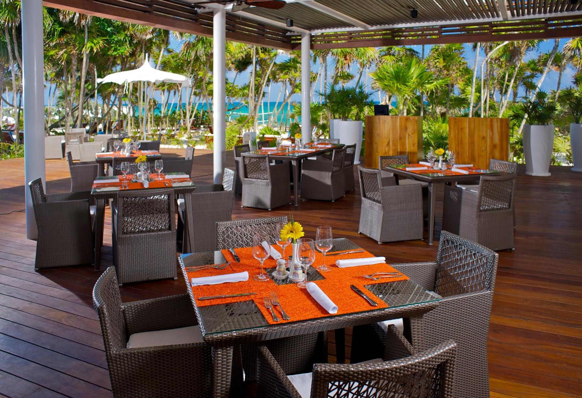 Jungala Park Hotel At Vidantaworld Riviera Maya Playa Paraiso Exterior photo